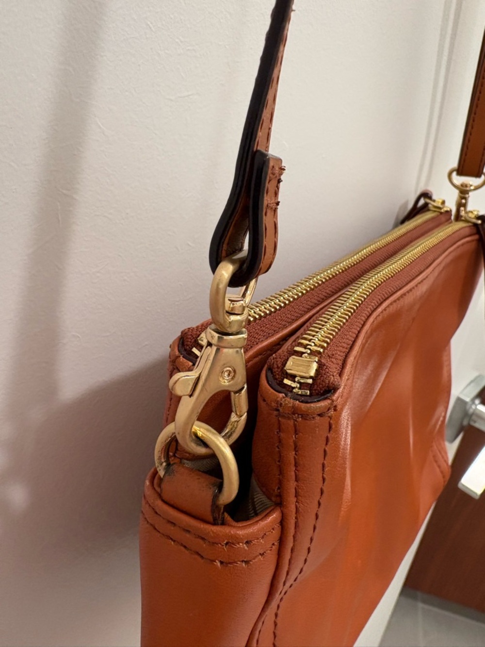 Lo & Sons Pearl Crossbody in Sienne Brown Napa Leather - Picture 16 of 16